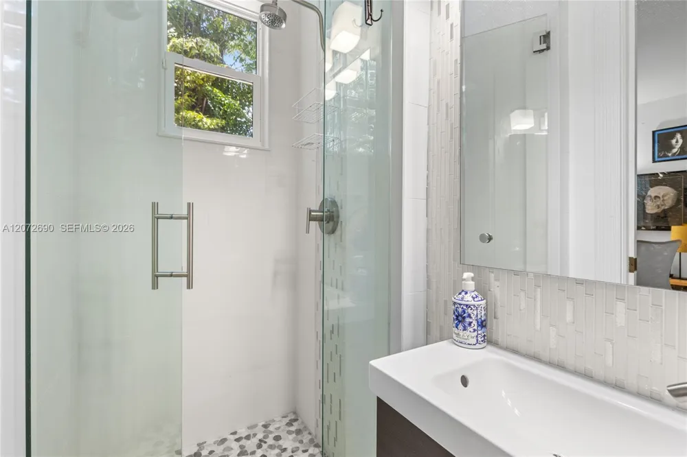 11050 Girasol Ave Coral Gables, FL 33156