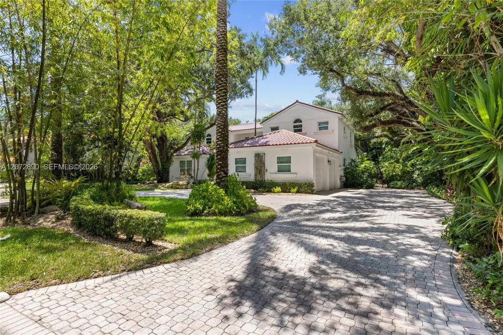 11050 Girasol Ave Coral Gables, FL 33156