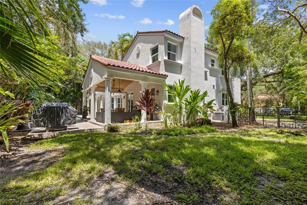 11050 Girasol Ave Coral Gables, FL 33156