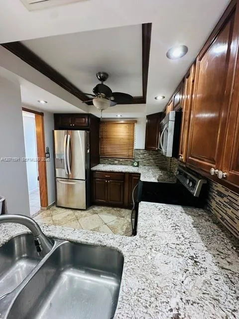 Address Not Shown Oakland Park, FL 33309