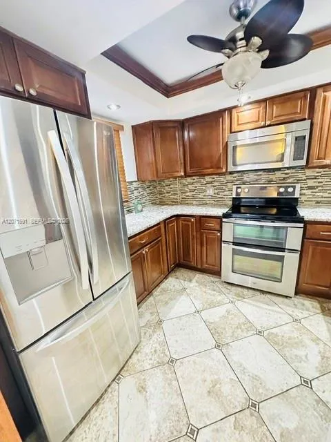 Address Not Shown Oakland Park, FL 33309