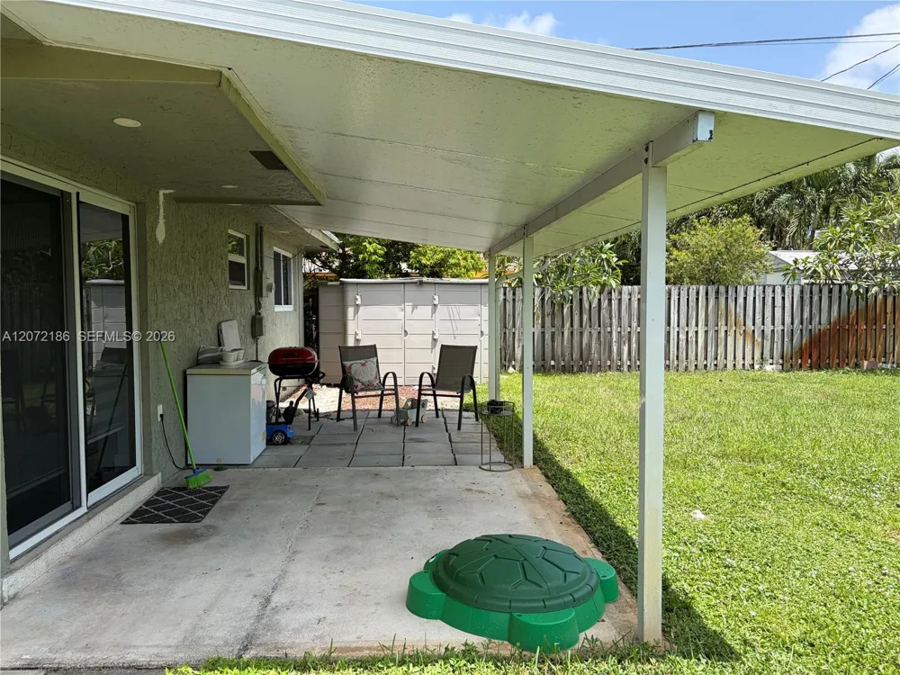 7810 NW 11th Ct Pembroke Pines, FL 33024