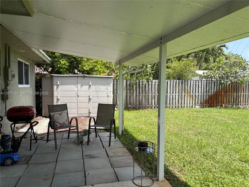 7810 NW 11th Ct Pembroke Pines, FL 33024