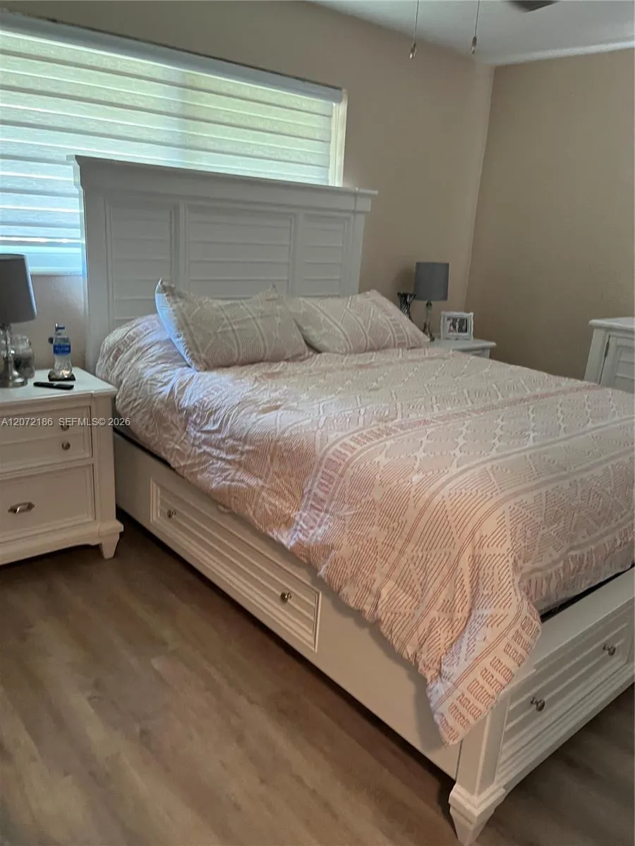 7810 NW 11th Ct Pembroke Pines, FL 33024