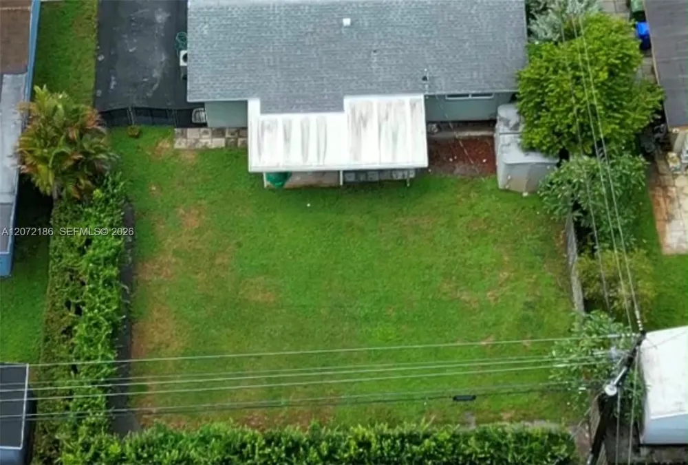 7810 NW 11th Ct Pembroke Pines, FL 33024