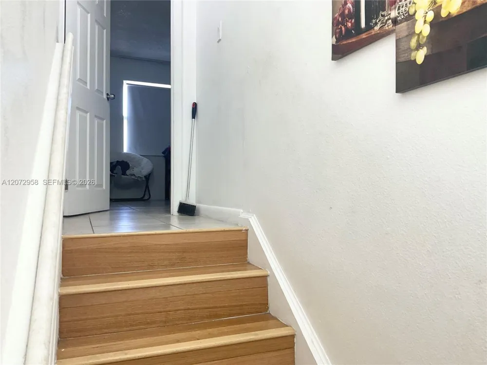 17901 NW 68th Ave #T207 Hialeah, FL 33015