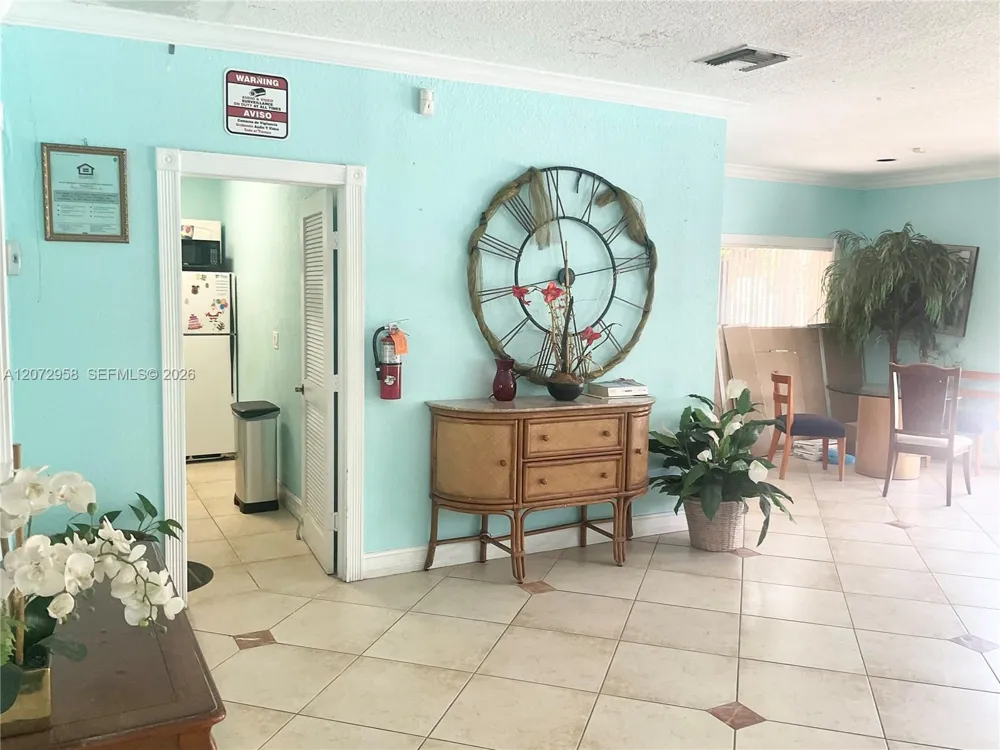 17901 NW 68th Ave #T207 Hialeah, FL 33015