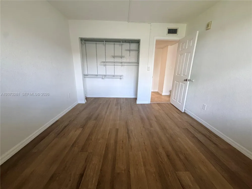 14500 SW 88th Ave #220 Palmetto Bay, FL 33176