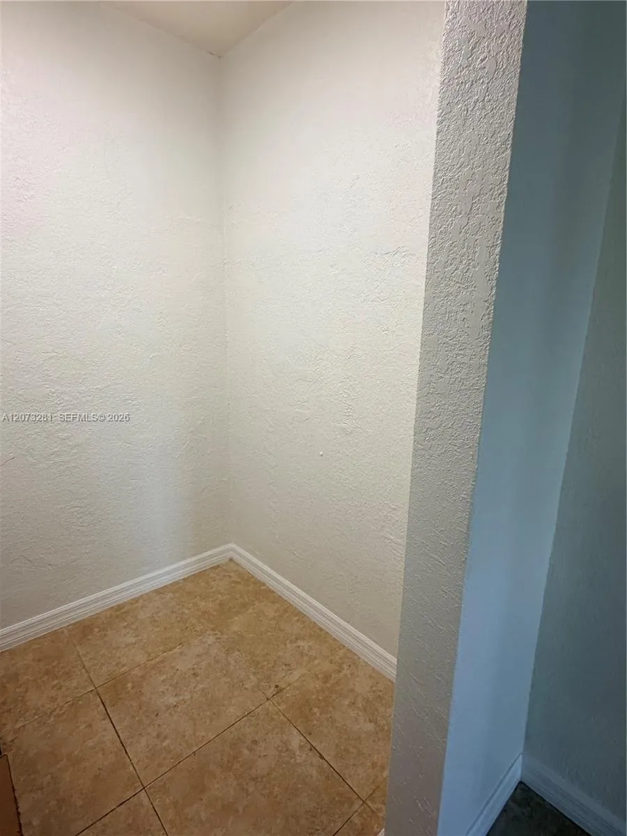 14500 SW 88th Ave #220 Palmetto Bay, FL 33176