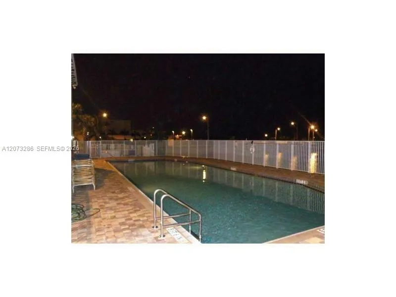 10800 NW 88th Ter #102 Doral, FL 33178