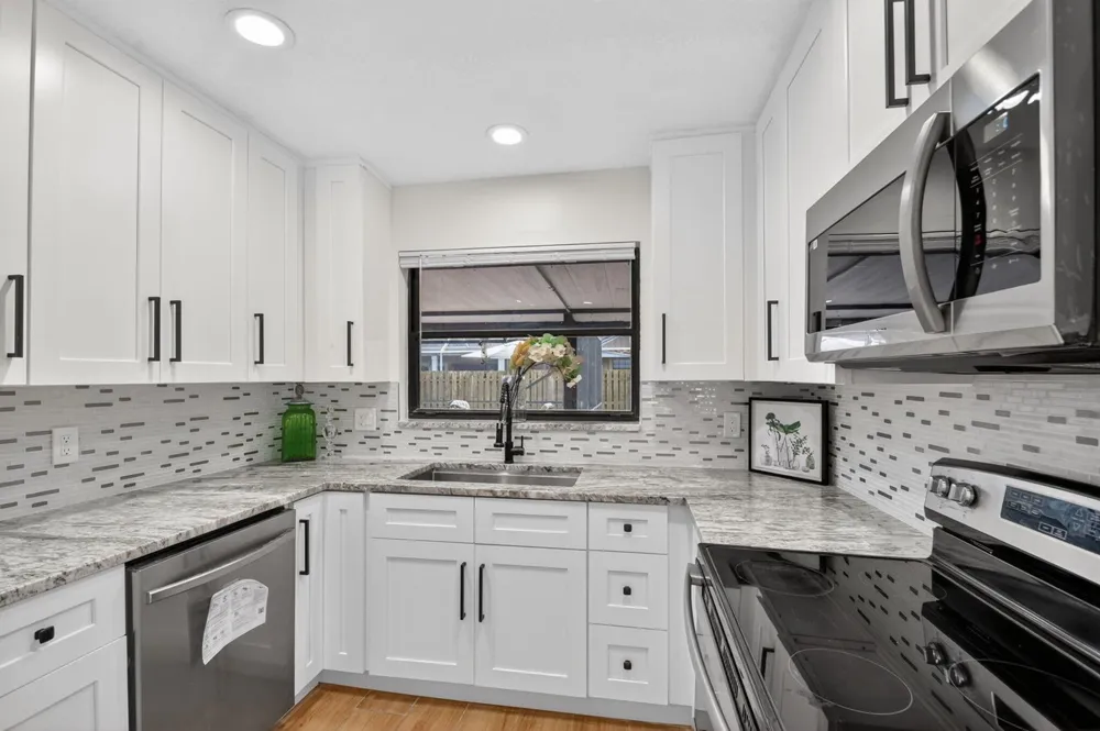 12260 Old Country Road S Wellington, FL 33414