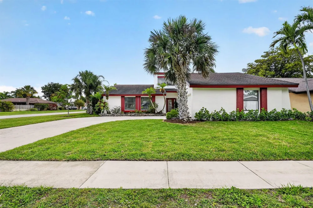 12260 Old Country Road S Wellington, FL 33414