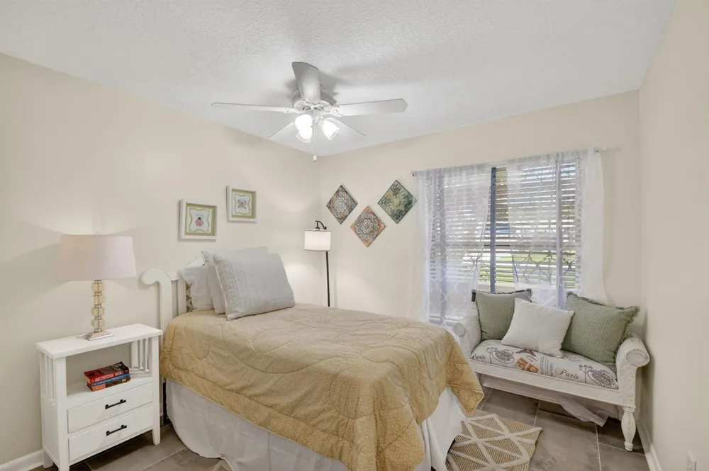 12260 Old Country Road S Wellington, FL 33414
