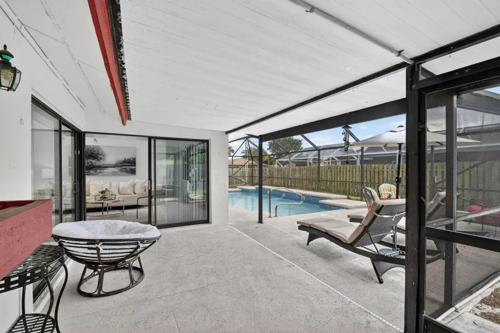 12260 Old Country Road S Wellington, FL 33414