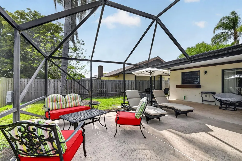 12260 Old Country Road S Wellington, FL 33414