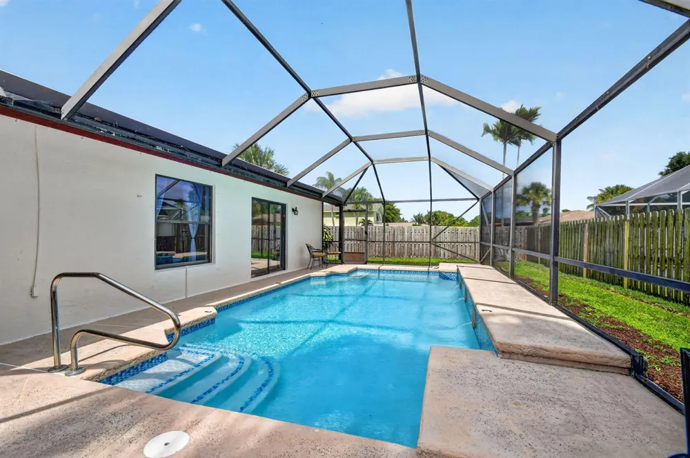 12260 Old Country Road S Wellington, FL 33414