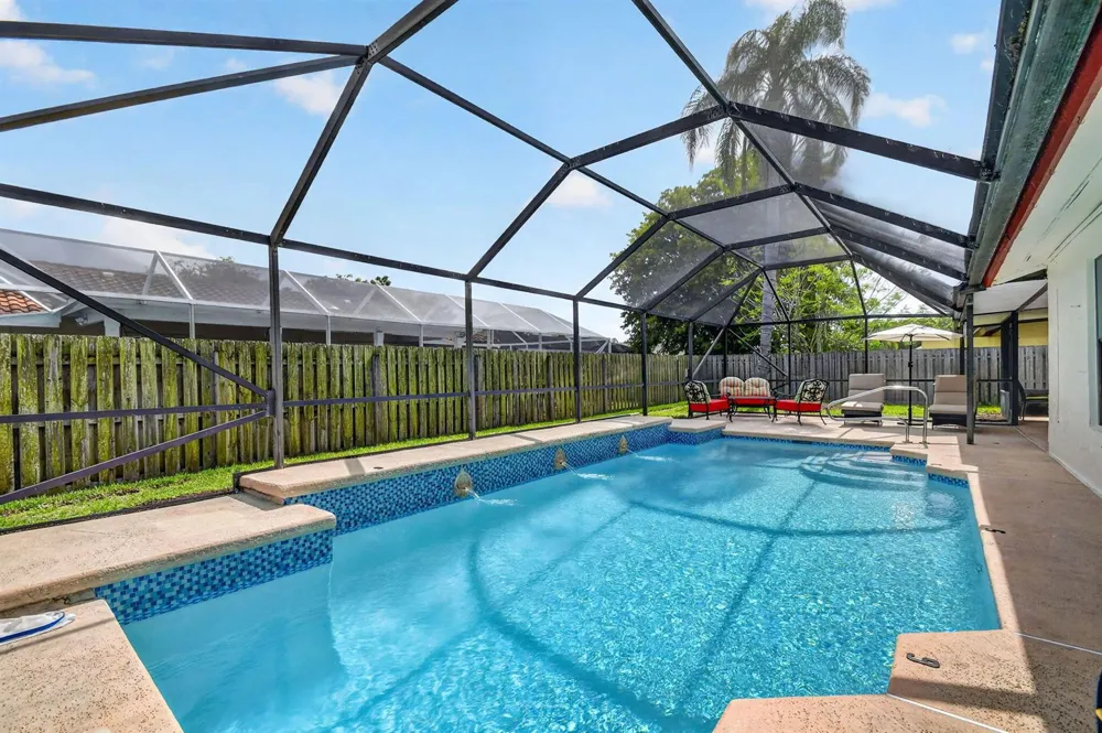 12260 Old Country Road S Wellington, FL 33414