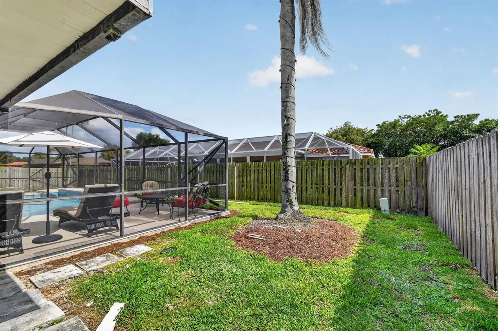 12260 Old Country Road S Wellington, FL 33414