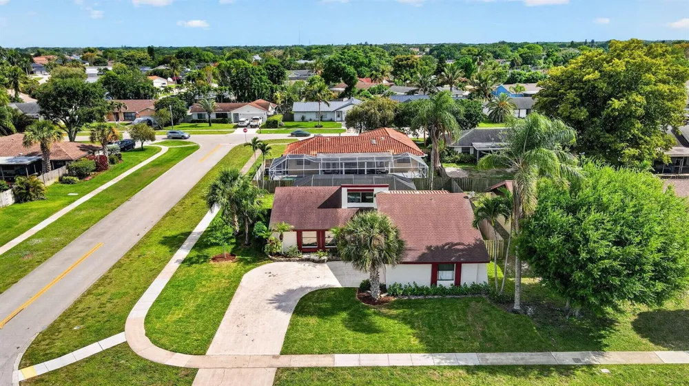12260 Old Country Road S Wellington, FL 33414