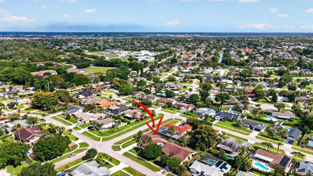 12260 Old Country Road S Wellington, FL 33414
