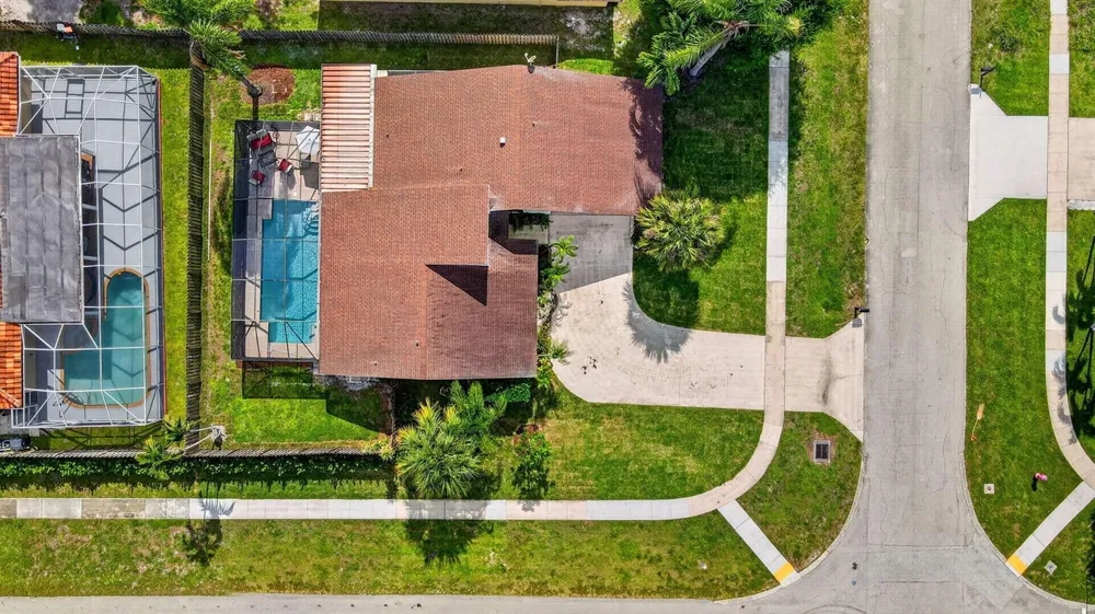 12260 Old Country Road S Wellington, FL 33414
