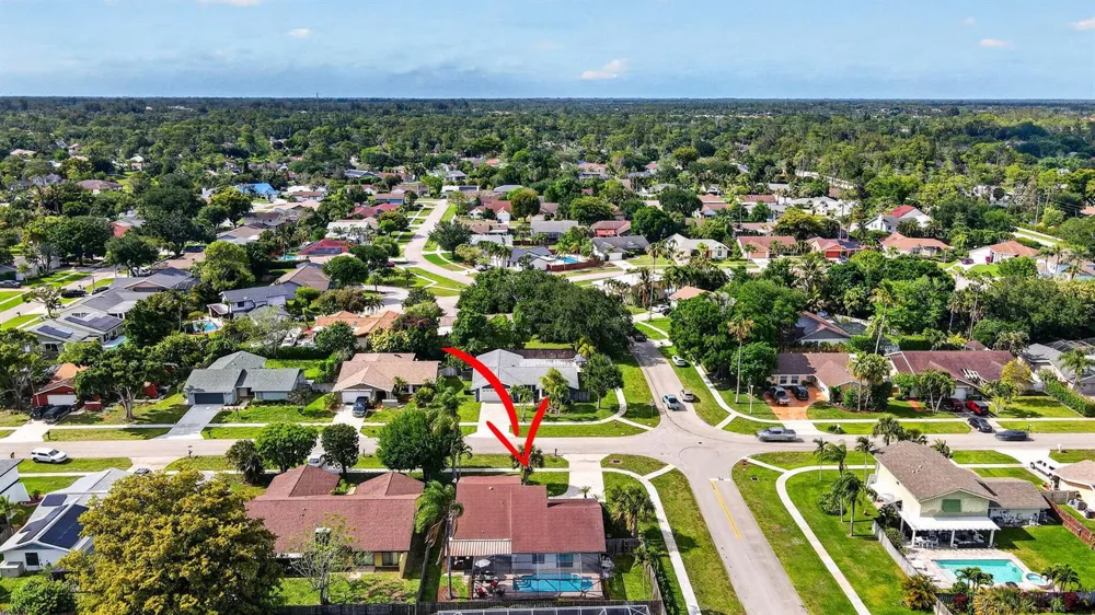 12260 Old Country Road S Wellington, FL 33414