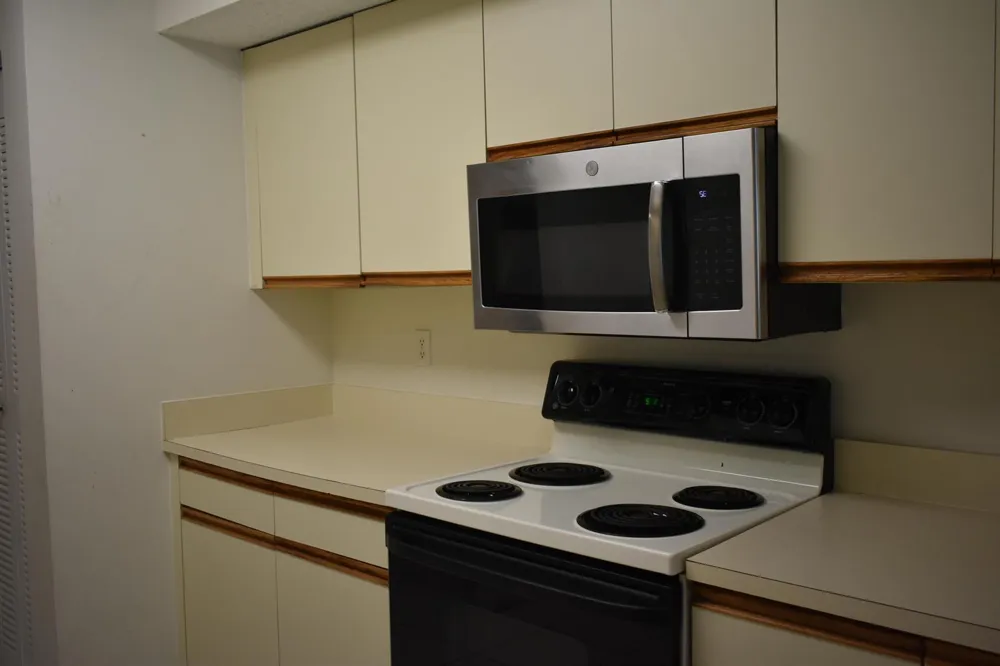 8298 NW 24TH STREET Coral Springs, FL 33065