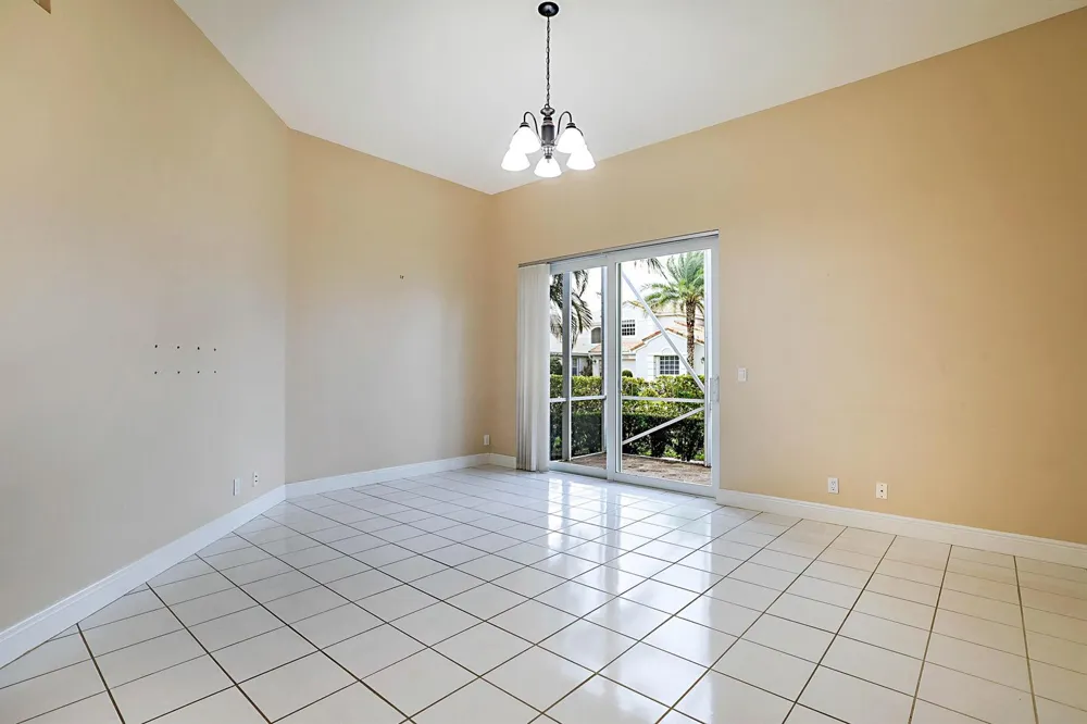 23444 Alzira Circle Boca Raton, FL 33433