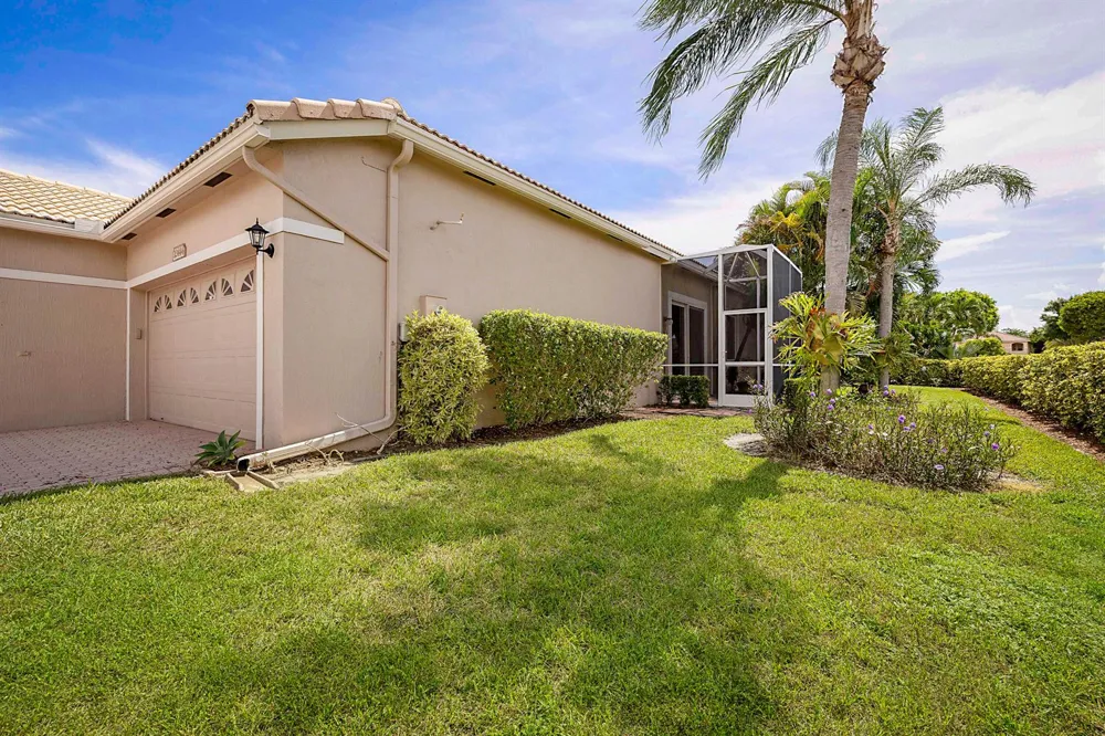 23444 Alzira Circle Boca Raton, FL 33433