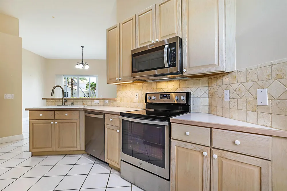 23444 Alzira Circle Boca Raton, FL 33433