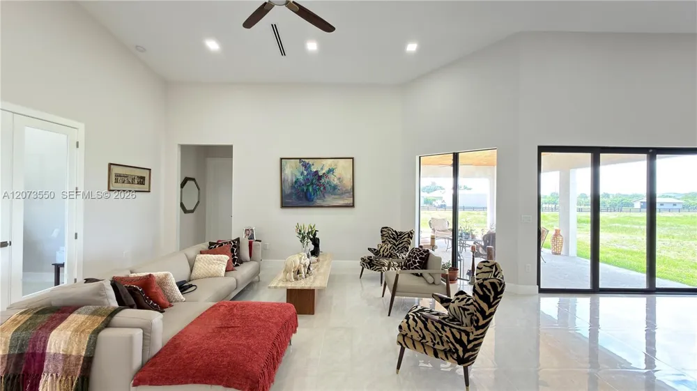 19860 Skyhawk Ln Loxahatchee, FL 33470