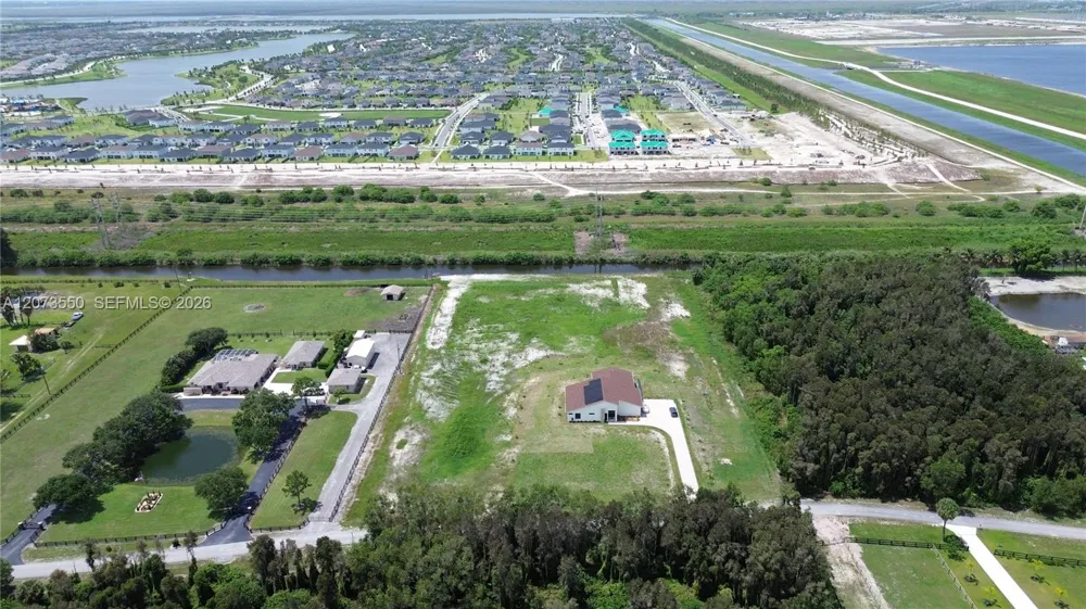 19860 Skyhawk Ln Loxahatchee, FL 33470
