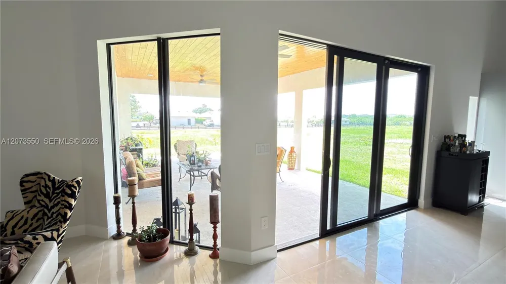 19860 Skyhawk Ln Loxahatchee, FL 33470