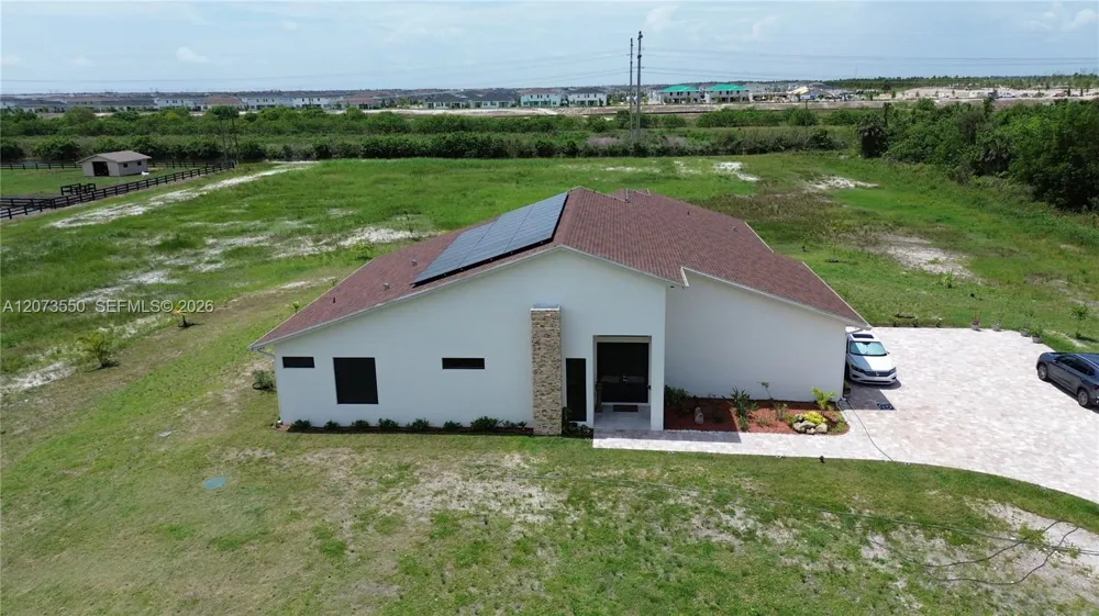 19860 Skyhawk Ln Loxahatchee, FL 33470