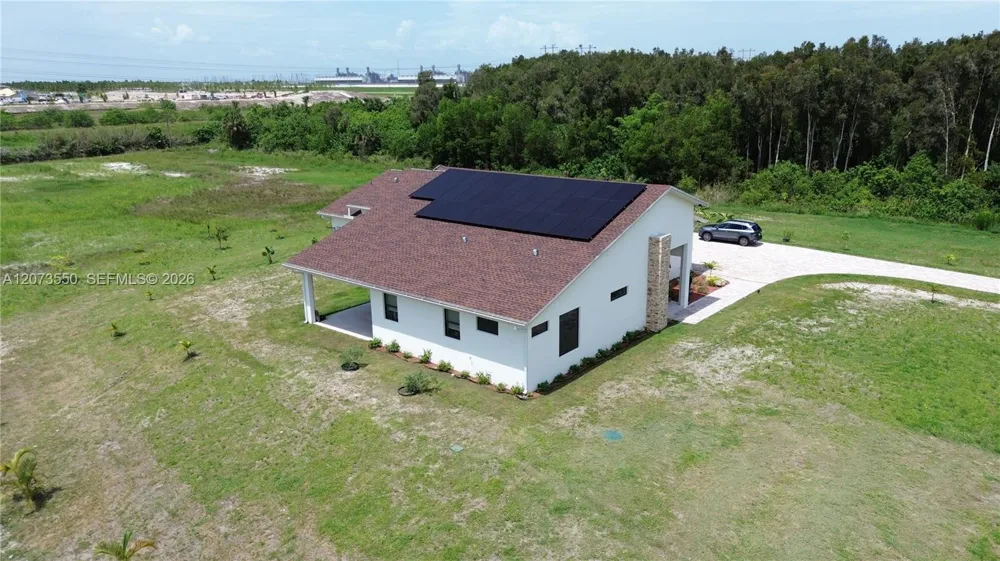 19860 Skyhawk Ln Loxahatchee, FL 33470