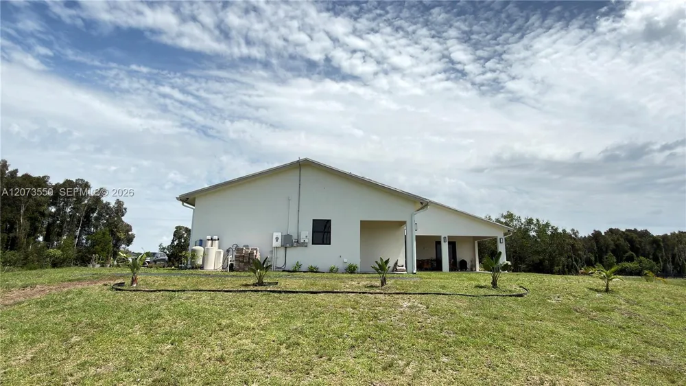 19860 Skyhawk Ln Loxahatchee, FL 33470