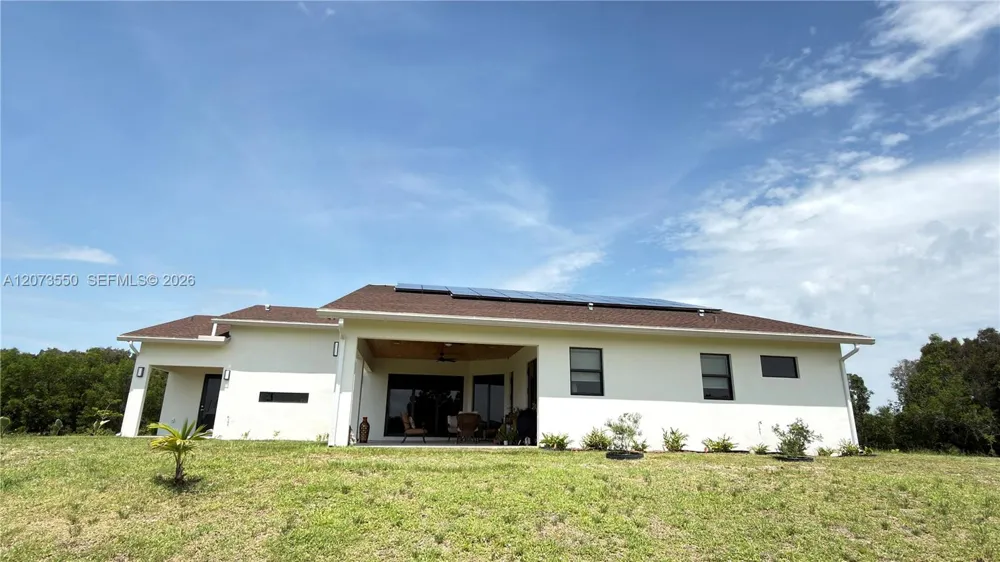 19860 Skyhawk Ln Loxahatchee, FL 33470