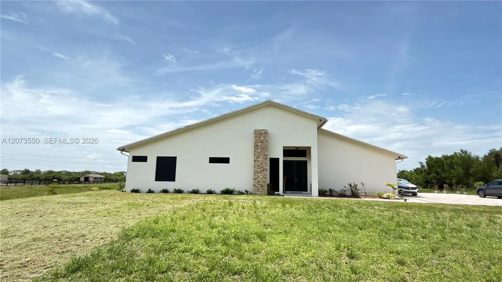19860 Skyhawk Ln Loxahatchee, FL 33470