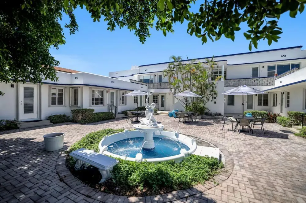 320 Inlet Way #1 Palm Beach Shores, FL 33404