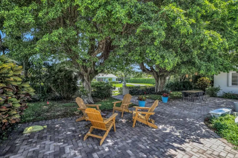 320 Inlet Way #1 Palm Beach Shores, FL 33404