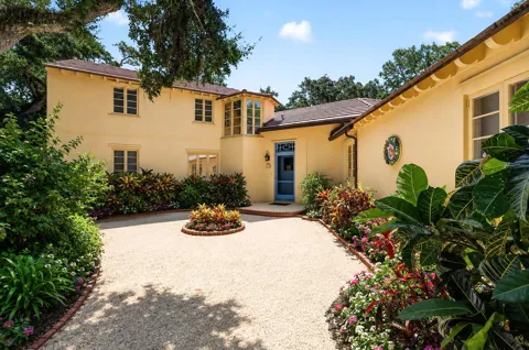 940 SANDFLY LANE