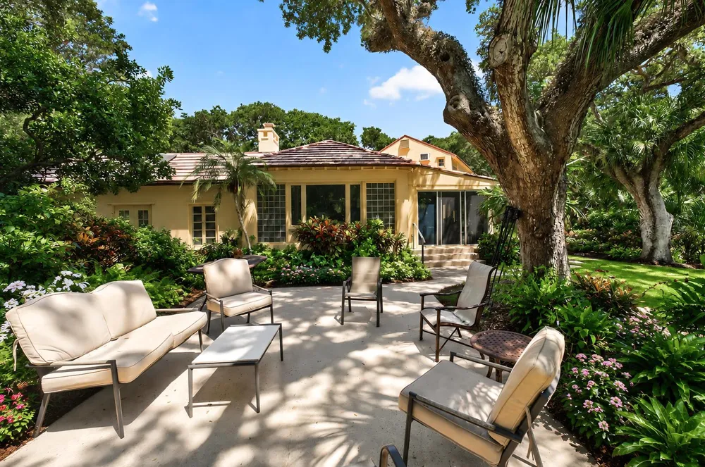 940 SANDFLY LANE Vero Beach, FL 32963