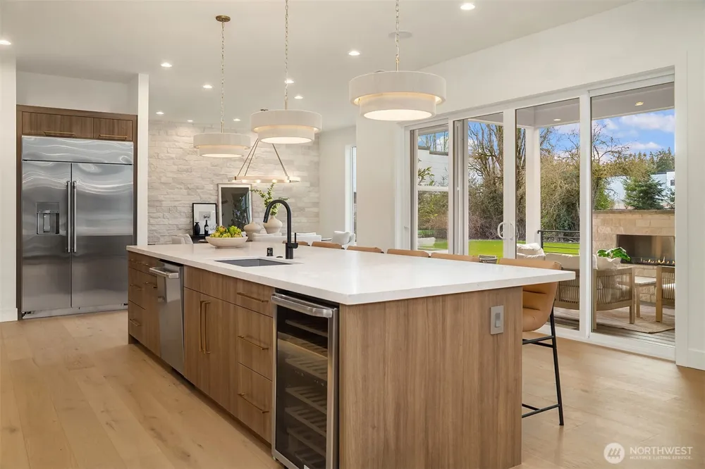 19810 Broadway Avenue Snohomish, WA 98296