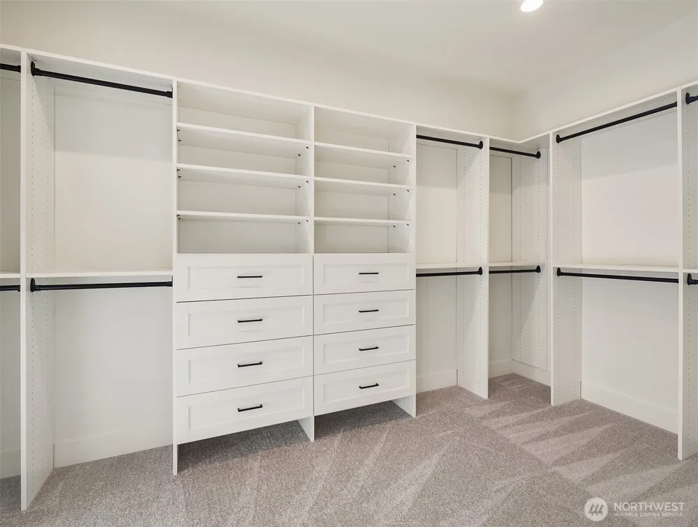 19810 Broadway Avenue Snohomish, WA 98296