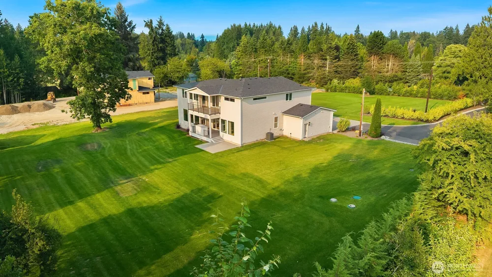 19810 Broadway Avenue Snohomish, WA 98296