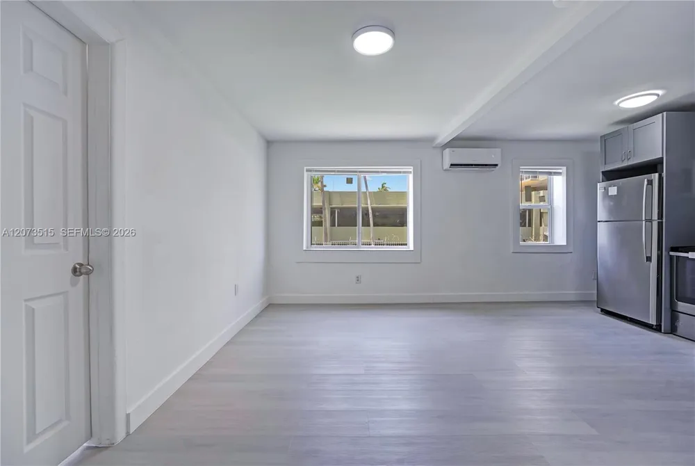 769 NW 10th St #3 Miami, FL 33136