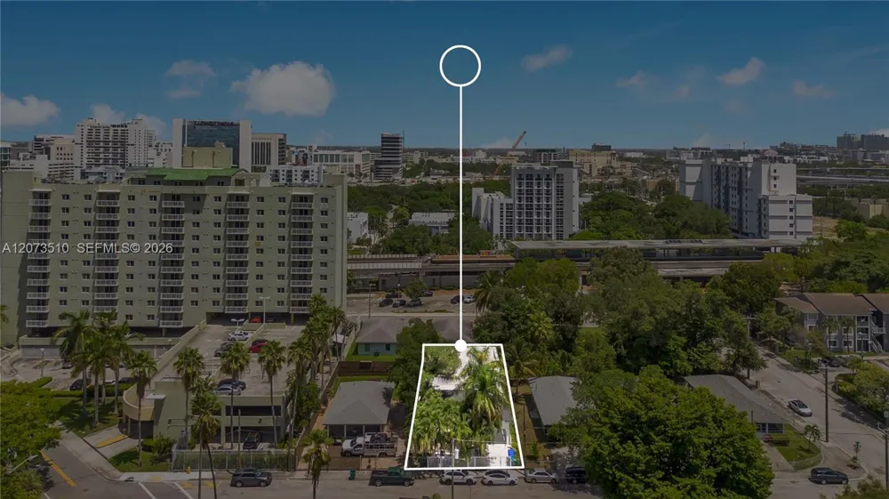 769 NW 10th St #2 Miami, FL 33136