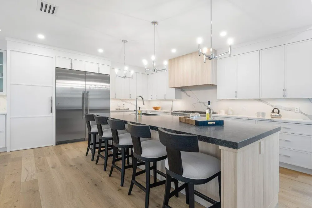 735 SE 4TH AVENUE Delray Beach, FL 33483