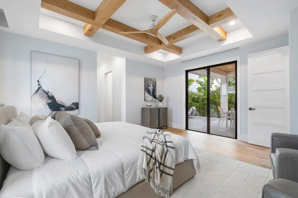 735 SE 4TH AVENUE Delray Beach, FL 33483