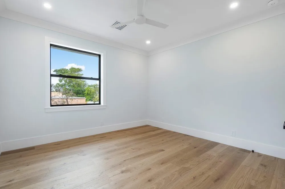735 SE 4TH AVENUE Delray Beach, FL 33483